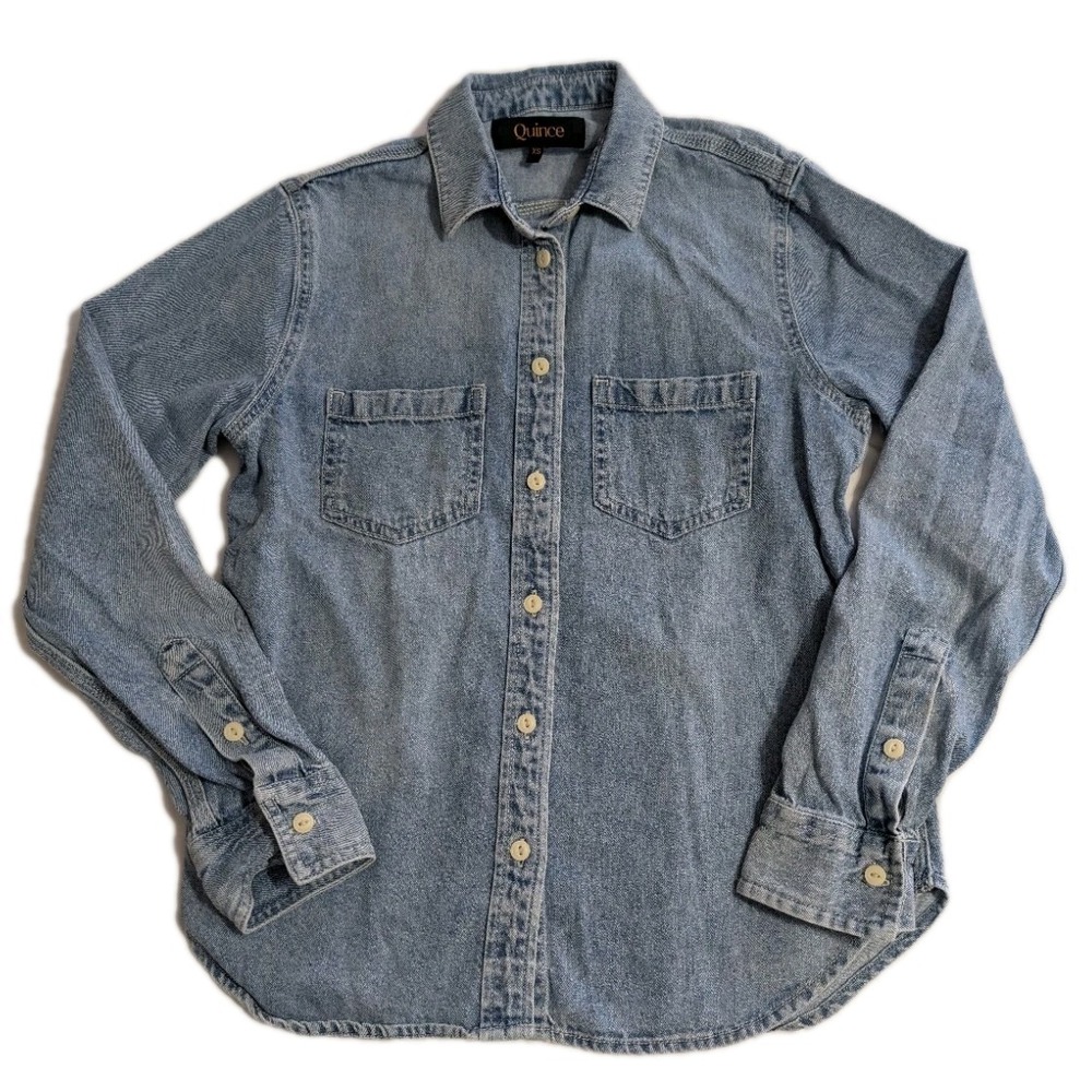 Quince Chambray Denim Button Up Shirt Womens XS Light Wash Cotton Pockets